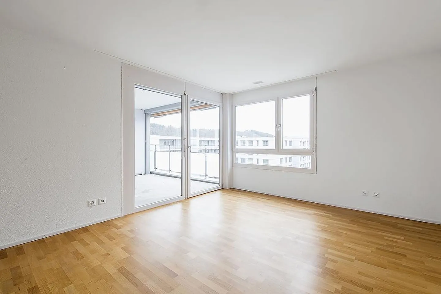 **111m2**4'ZWG**1.OG**Direction West*** - Photo 4 of 7