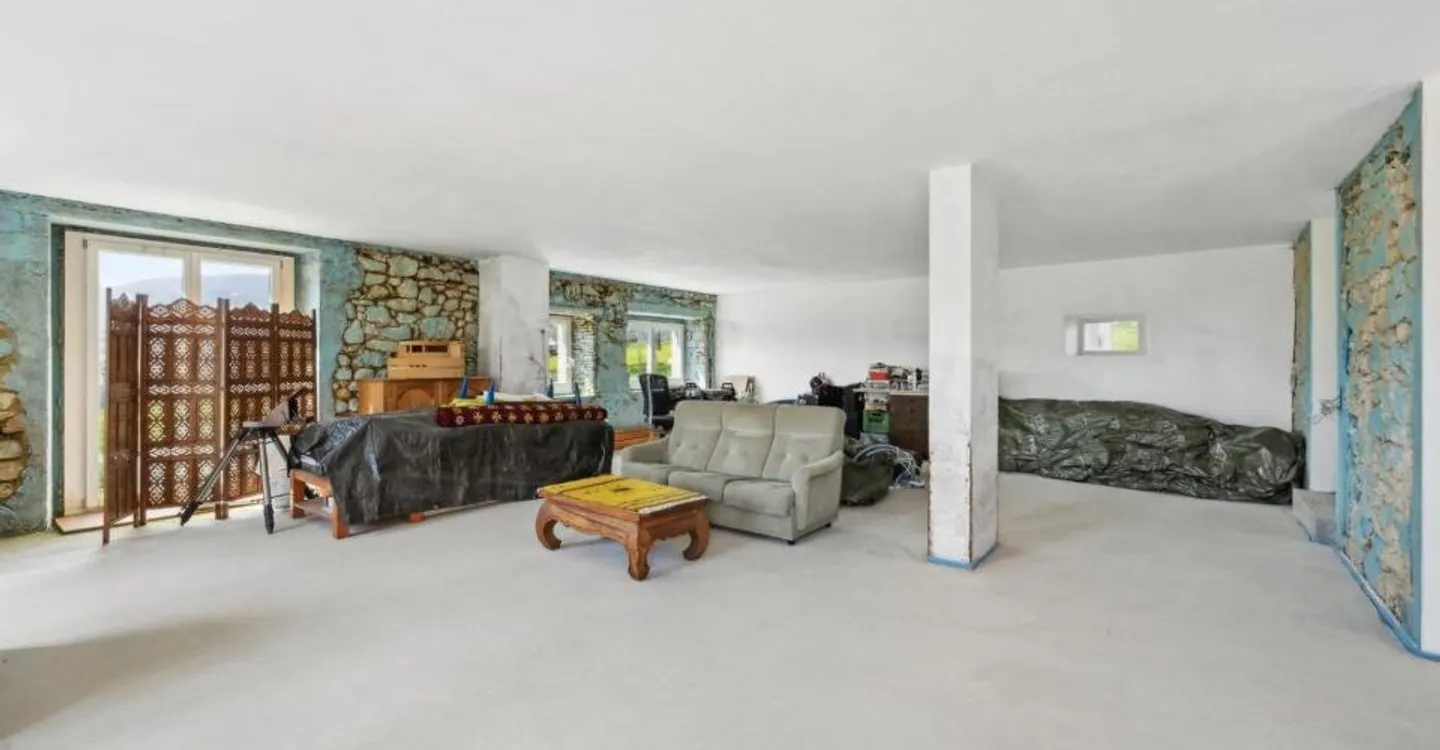 Farm to renovate with large volumes - Photo 7 of 12