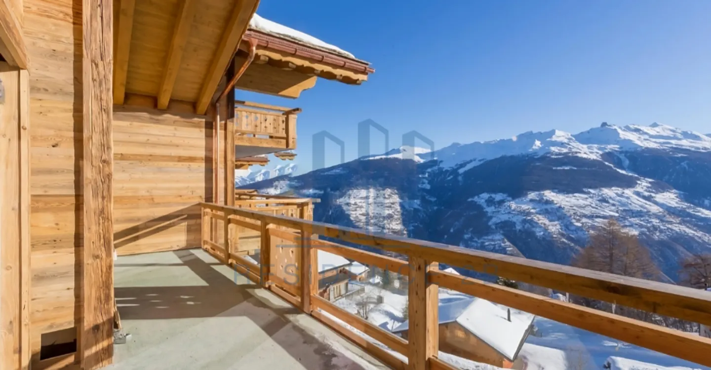 Appartamento di Lusso con Vista Mozzafiato - Foto 2 di 13