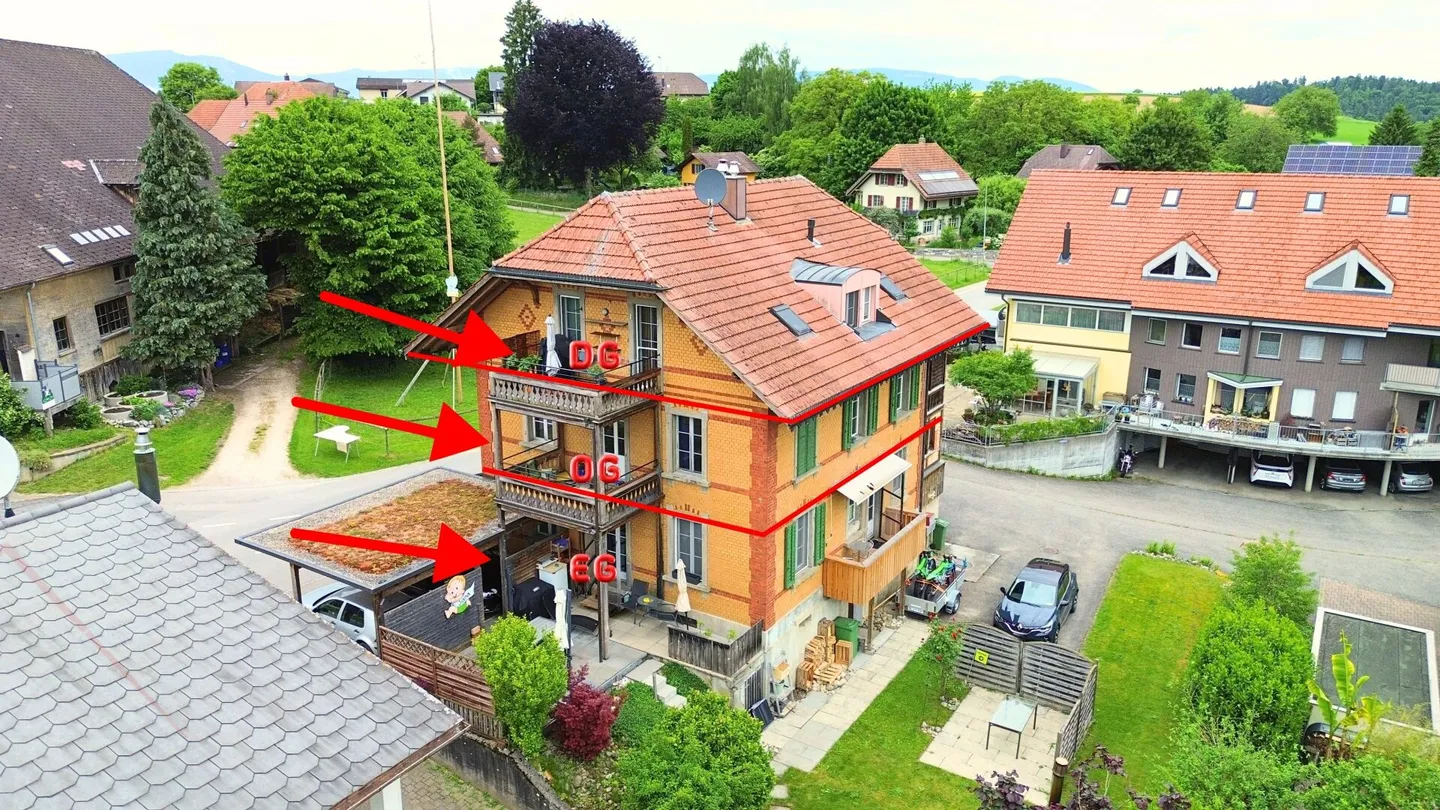 Casa plurifamiliare con rendimento del 4,8% - ben tenuta, solida e centrale a Grasswil BE - Foto 17 di 17