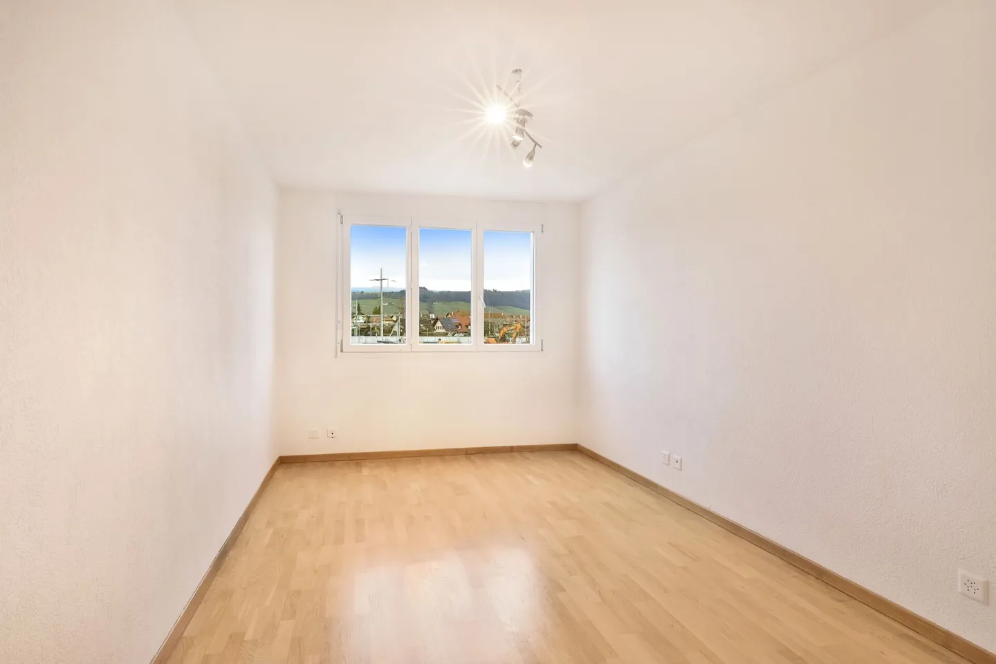 Bel appartement de 4.5 pièces - Photo 7 sur 11