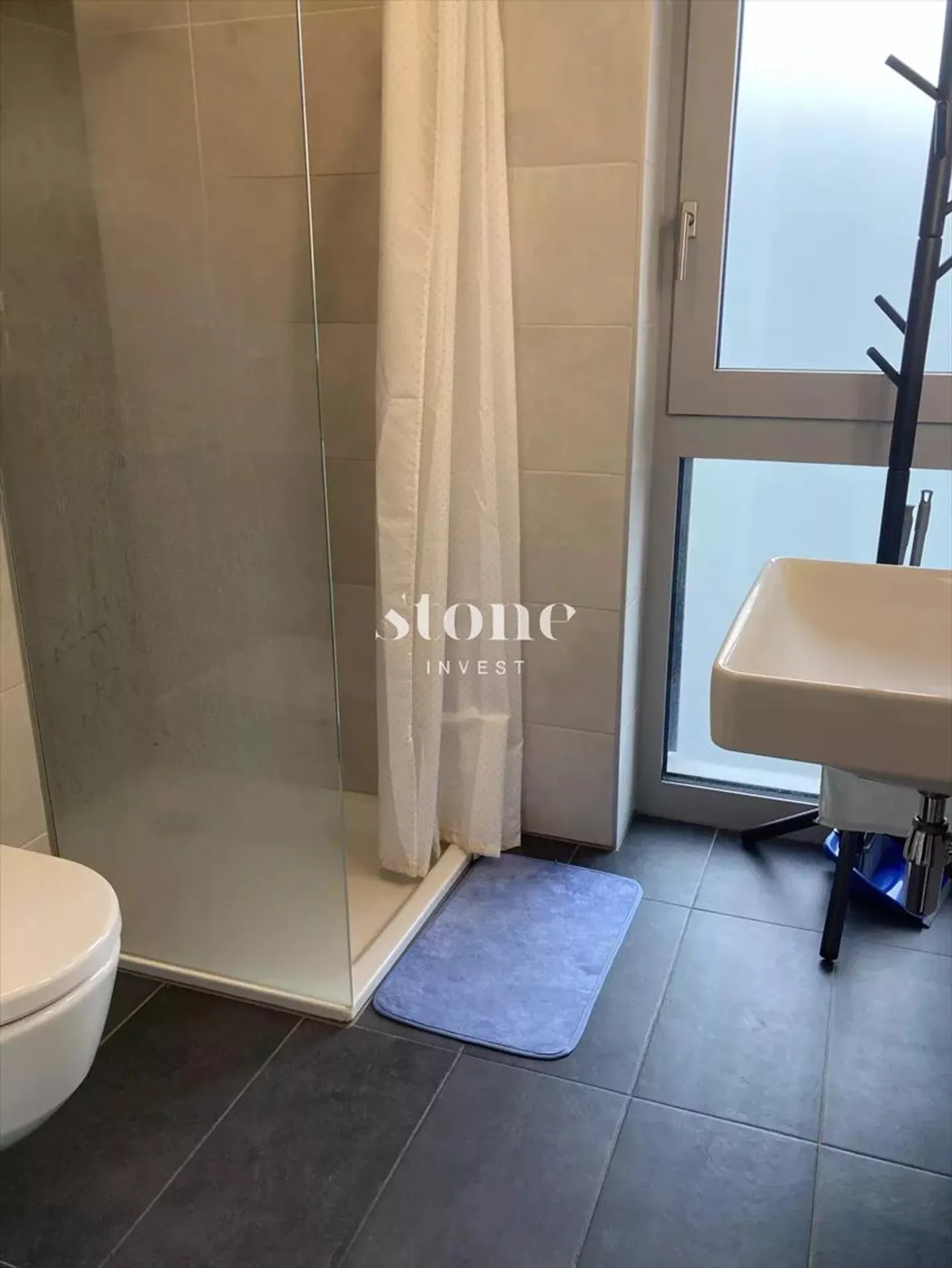 Four-room apartment with terrace in the heart of Pâquis, near the lake - Photo 6 of 12