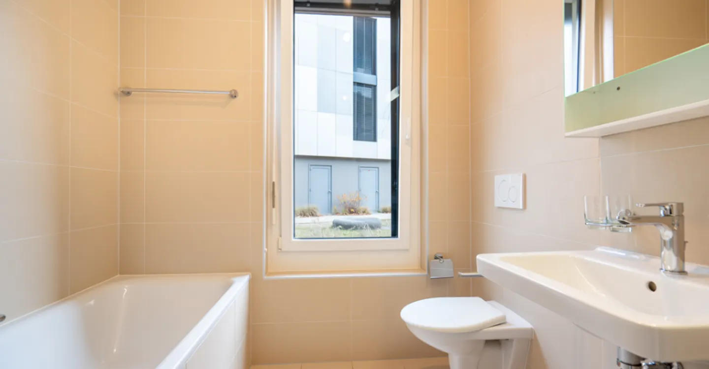 Geräumige 3-Zimmer-Wohnung von 96m2 zur Miete 15 Minuten vom Stadtzentrum entfernt - Foto 3 von 5