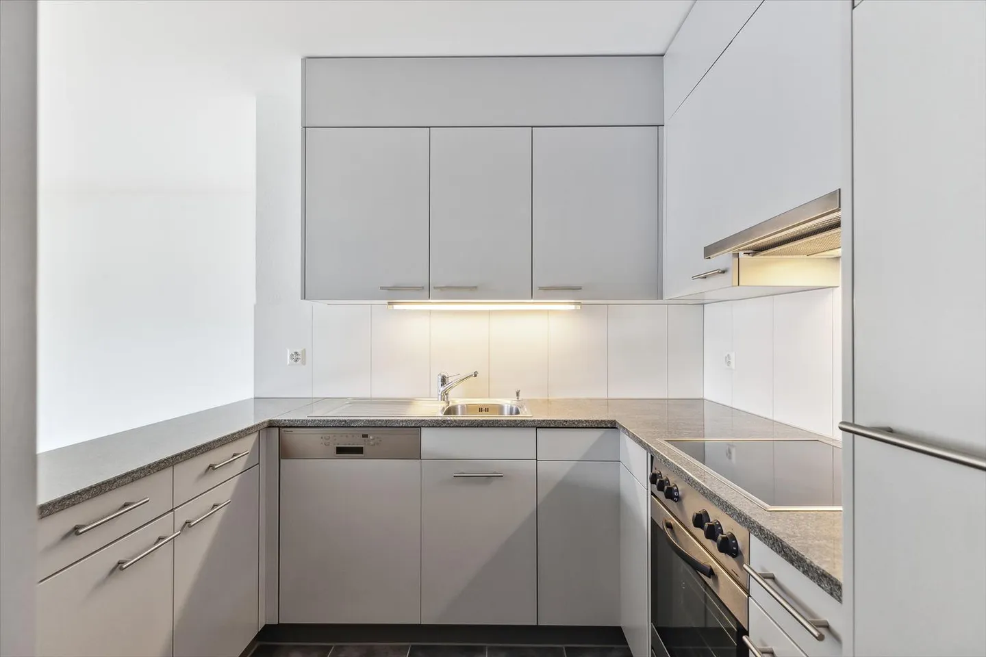 Wohnung mieten - Foto 3 von 8