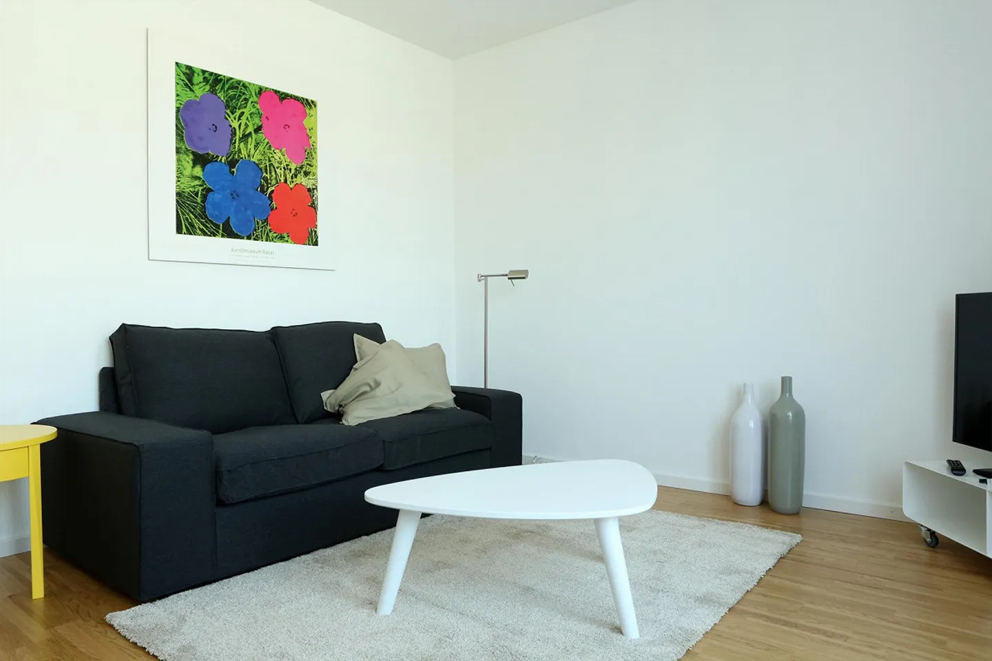 Furnished 2-room penthouse with balcony - Photo 5 of 9