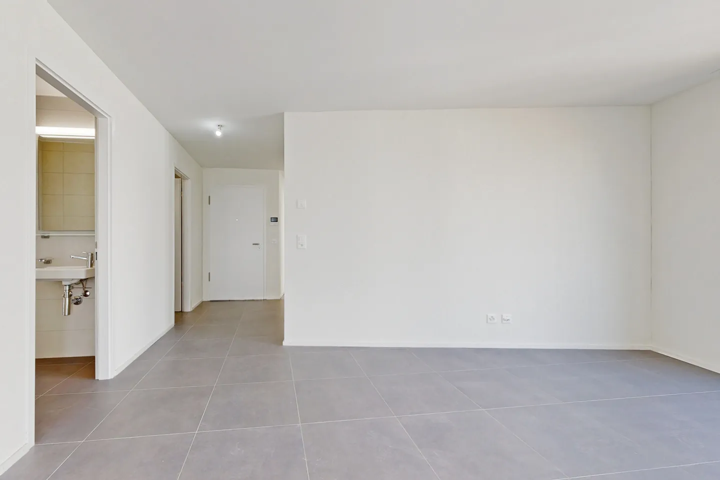 Charming Apartment in Renens - Photo 6 of 7