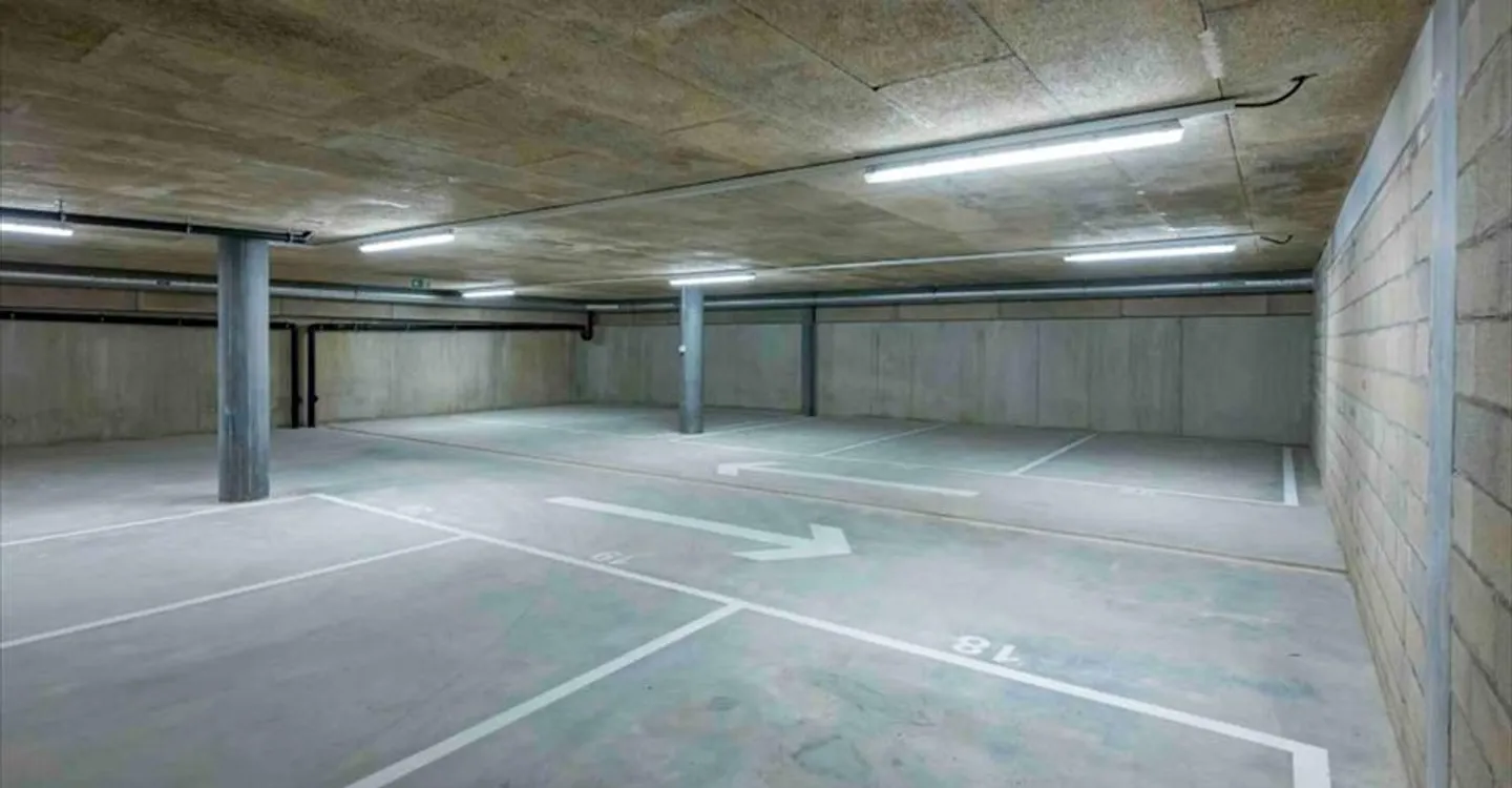 Showroom moderne à Meyrin - Photo 5 sur 11