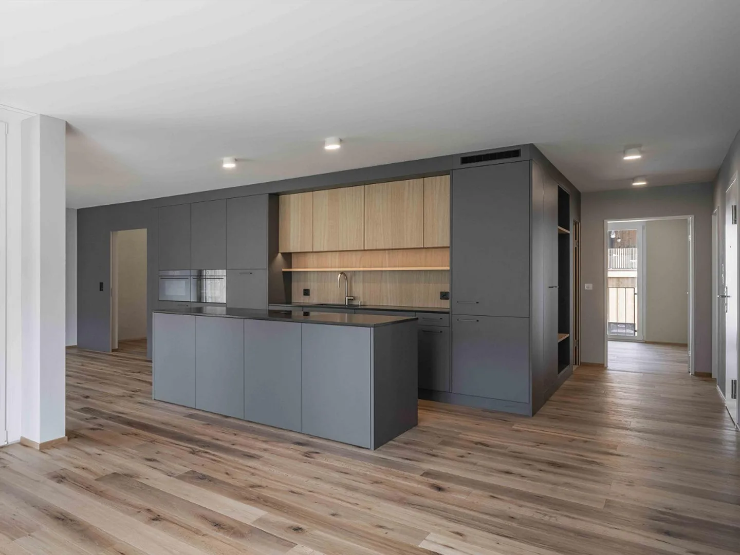 4.5-room apartment in the best location in Zizers - Photo 4 of 13
