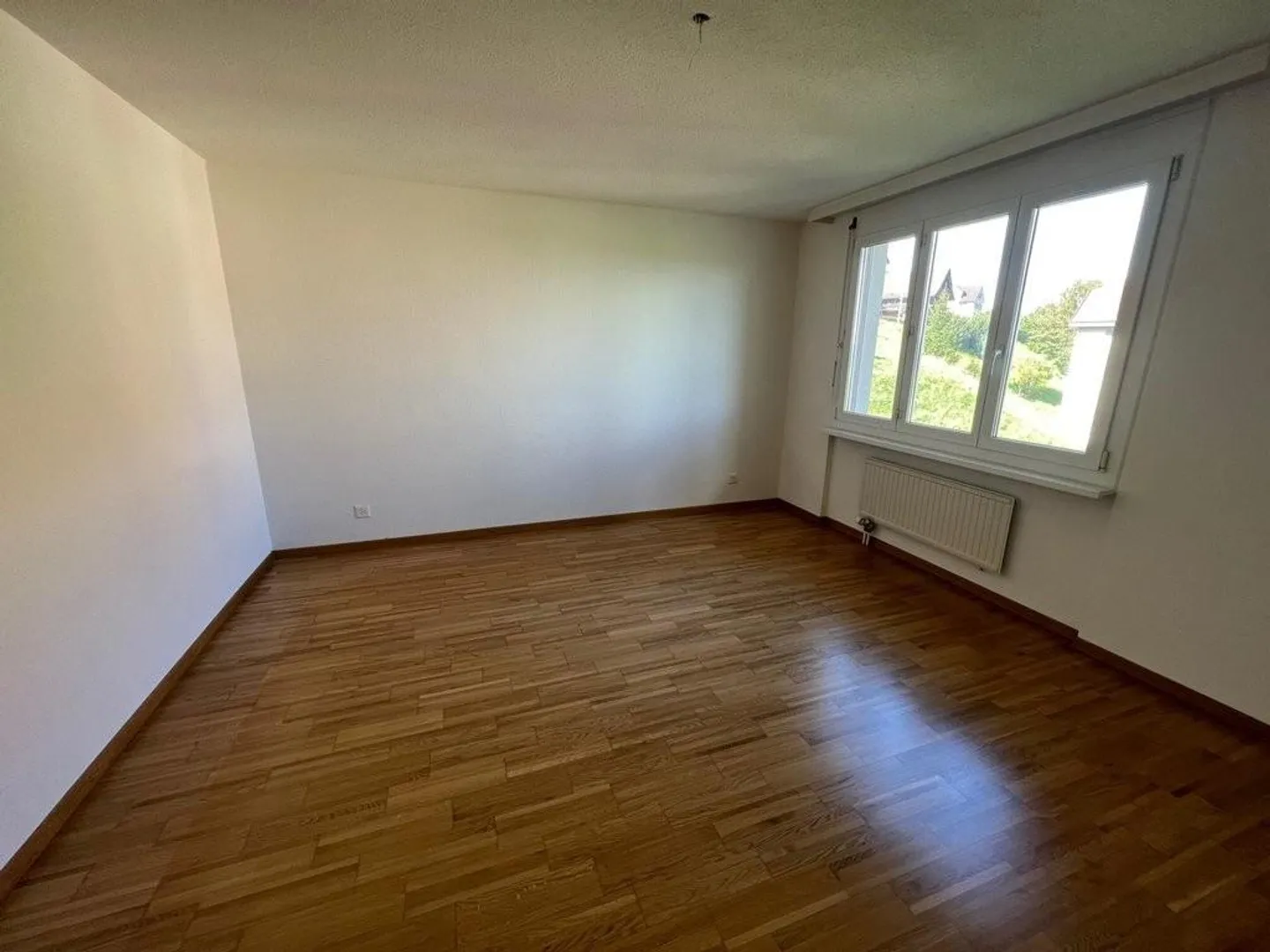 Sonnige Wohnung mit traumhaftem Ausblick - Foto 4 von 9