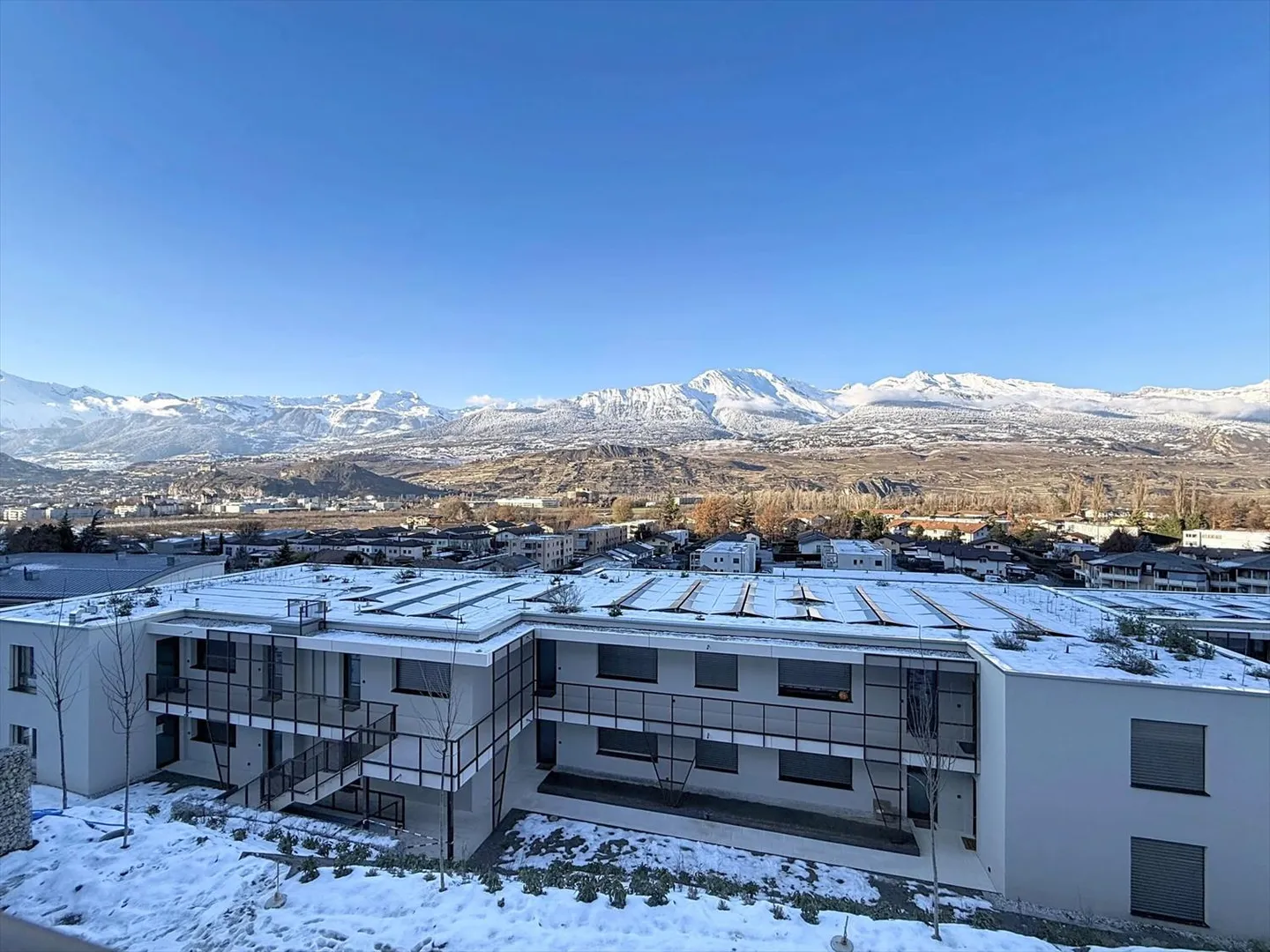 DERNIERS 4.5 PIÈCES A LOUER - DISPONIBLES DÈS LE 01.02.2026 - Foto 1 di 12