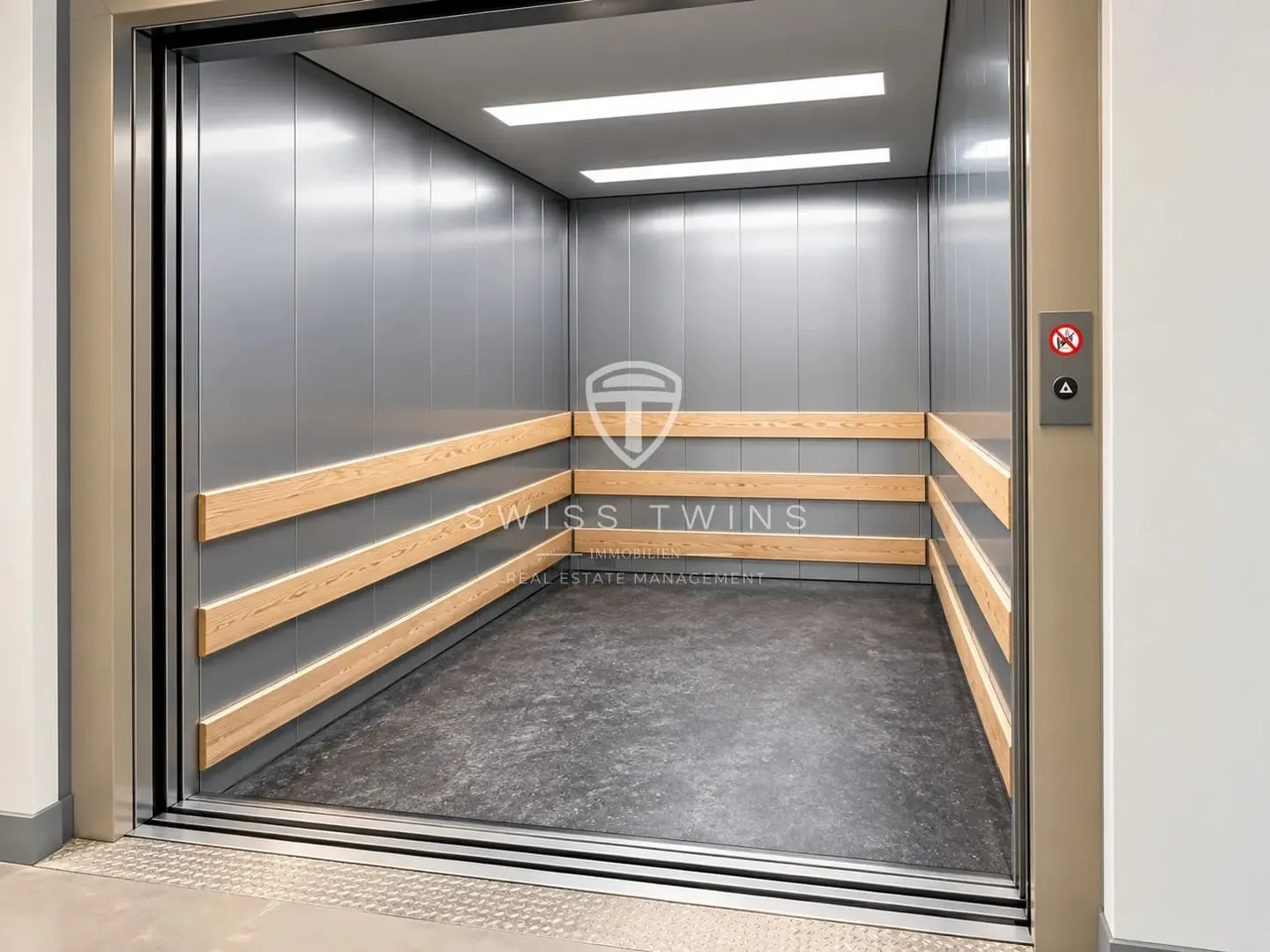 Top Commercial Location Oberrüti - 3,400 m² Storage Space with Optimal Logistics - Photo 2 of 13