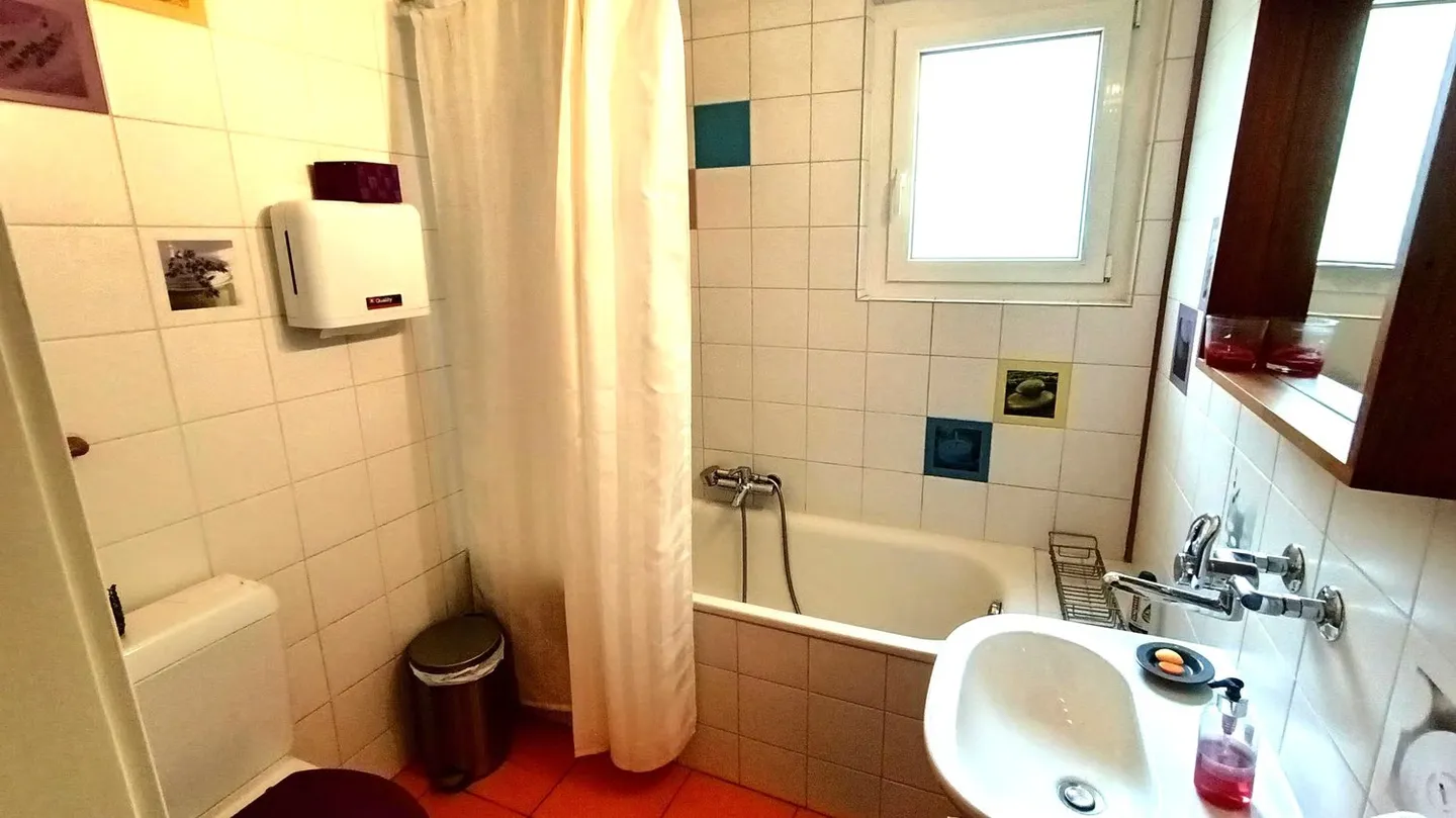 Jolie villa avec potentiel d’agrandissement - Photo 14 sur 21