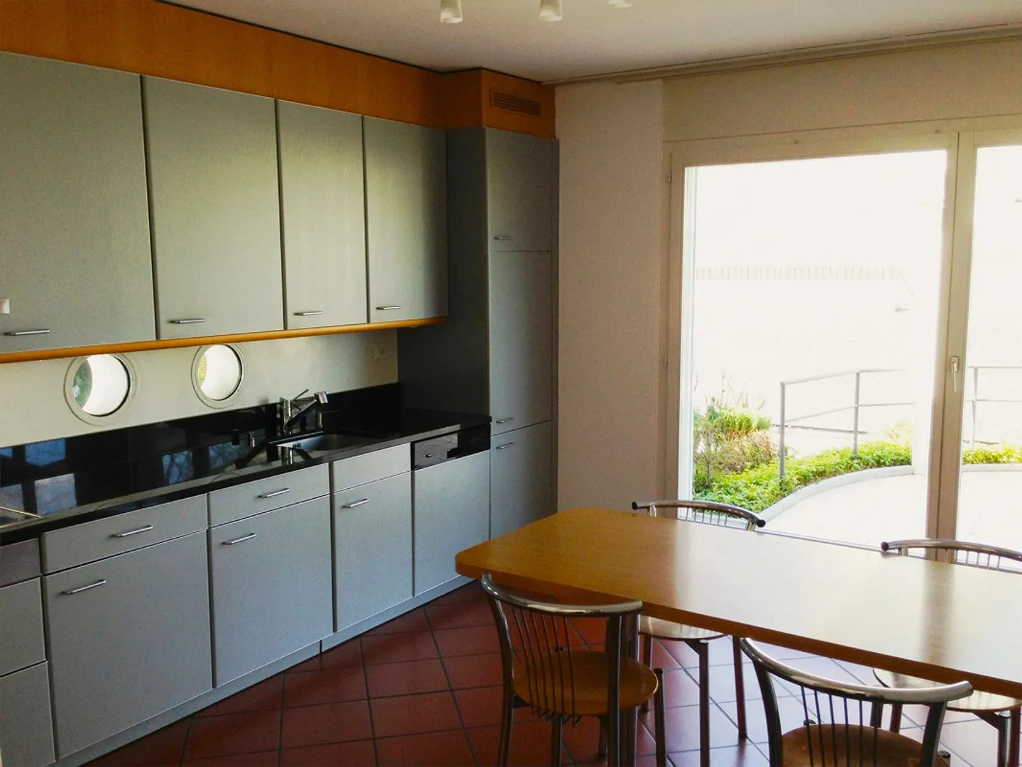 Casa unifamiliare in una zona residenziale tranquilla - Foto 12 di 21