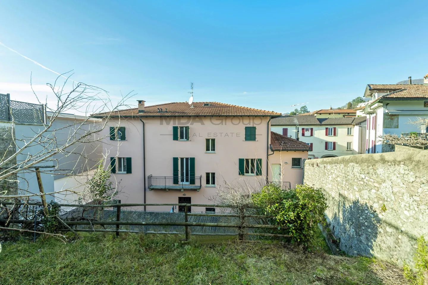 Casa plurifamiliare - Balerna - Foto 3 di 17