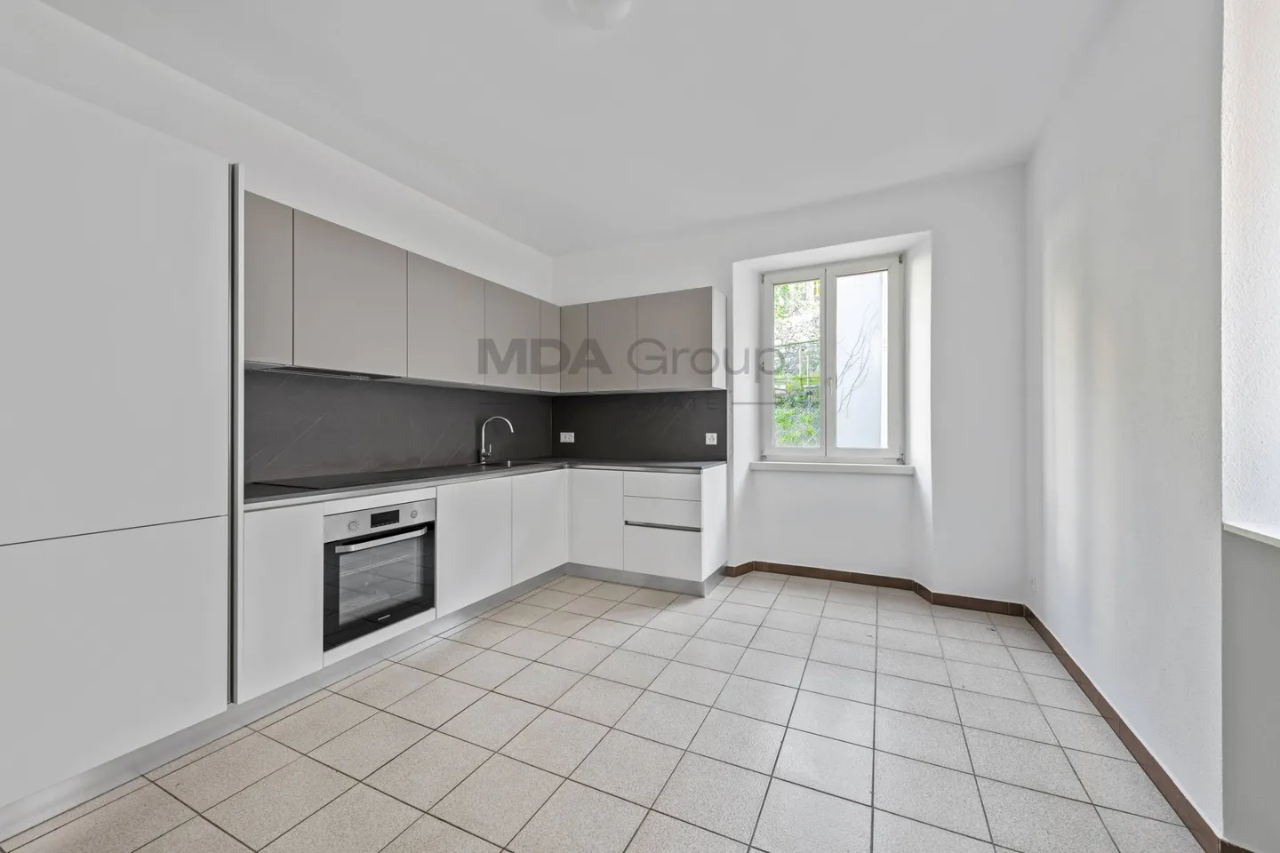 Casa plurifamiliare - Balerna - Foto 4 di 17