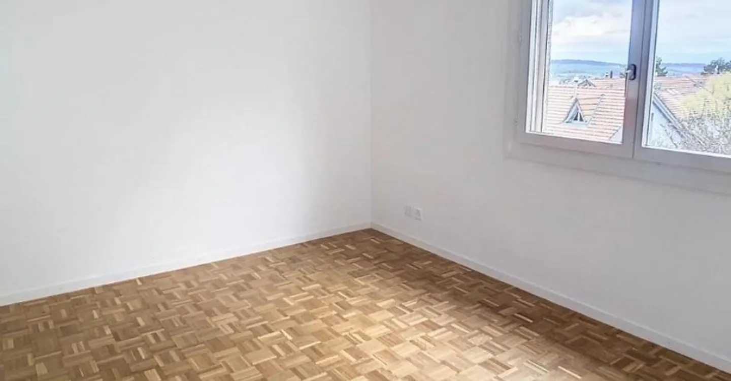 Charmante 4.5 Zimmer im 2. Stock - Foto 6 von 12
