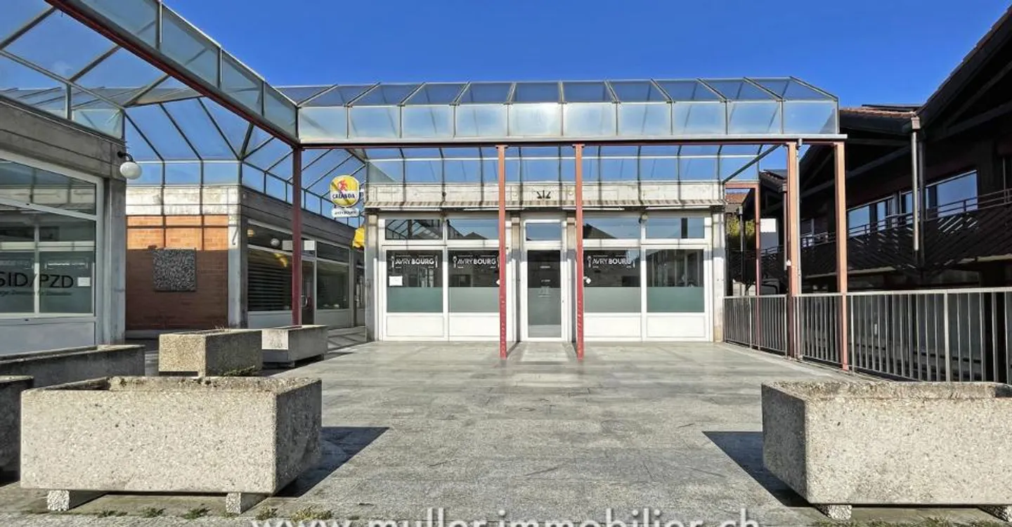 Espace Commercial à Avry-Bourg - Photo 2 sur 13