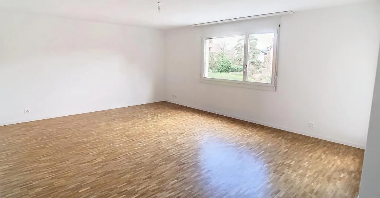 Charmante 4.5 Zimmer im 2. Stock - Foto 8 von 12