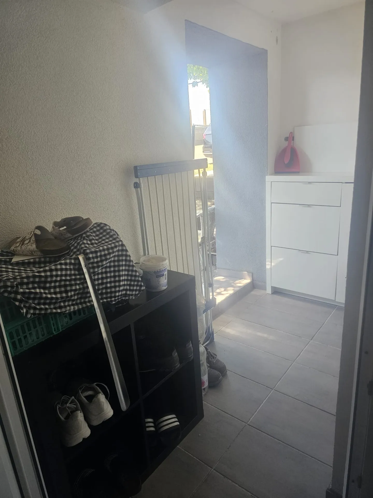 Kompakte Wohnung in Schaffhausen - Foto 2 von 10