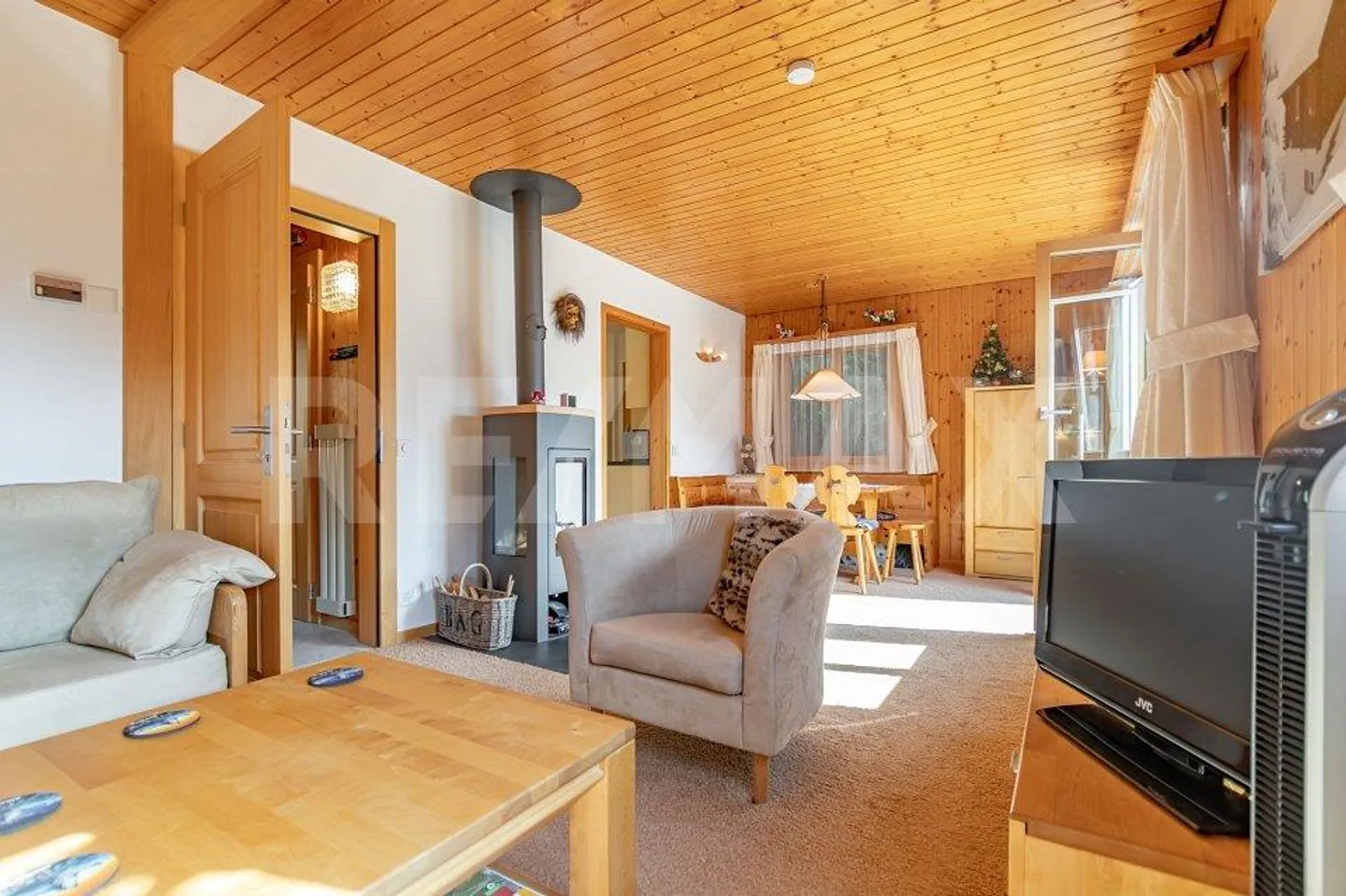 Dream Chalet in Lax: Peace & Comfort in the Alps - Photo 4 of 12