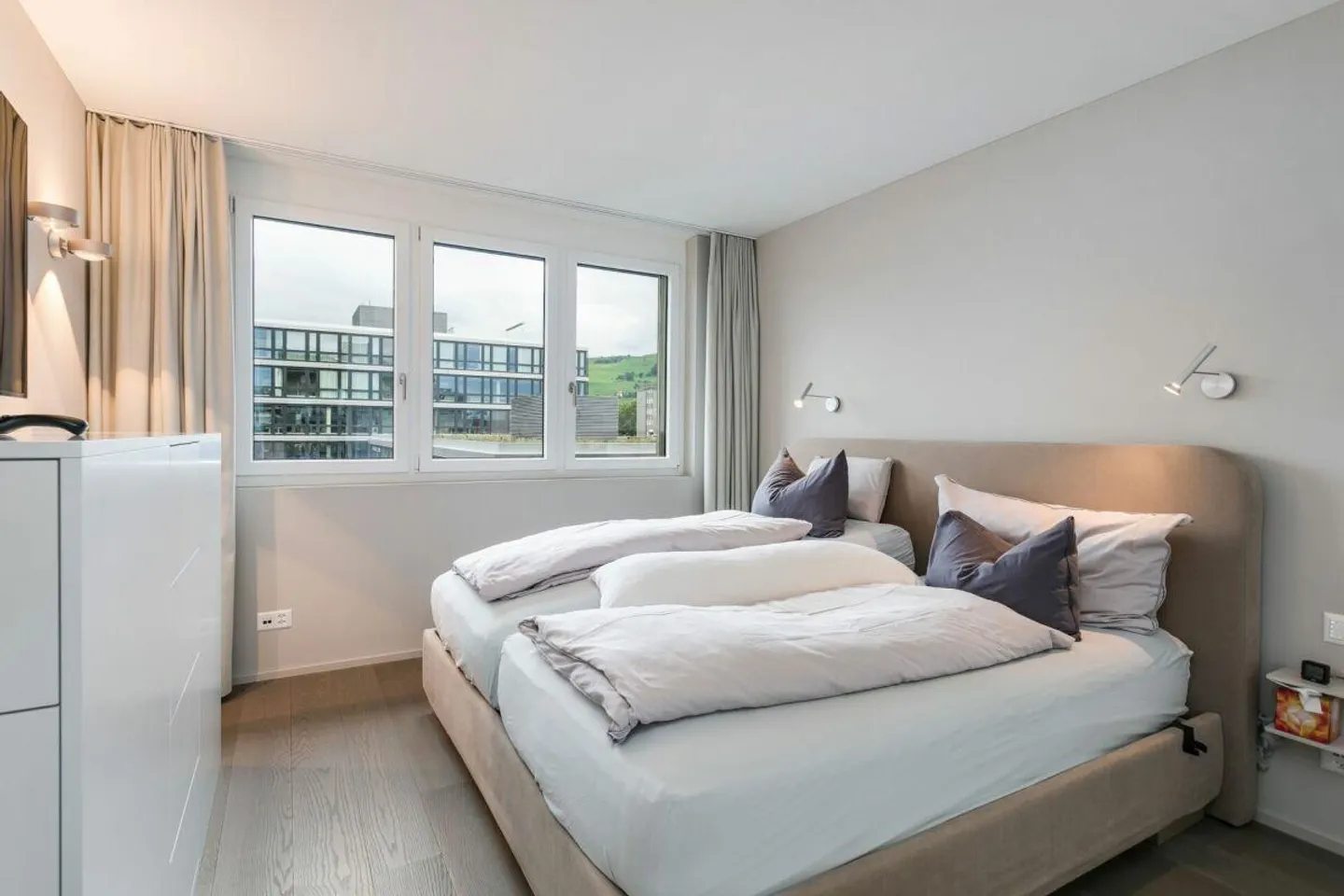 Exclusive 4.5-Room City Apartment in Zug - Photo 6 of 10