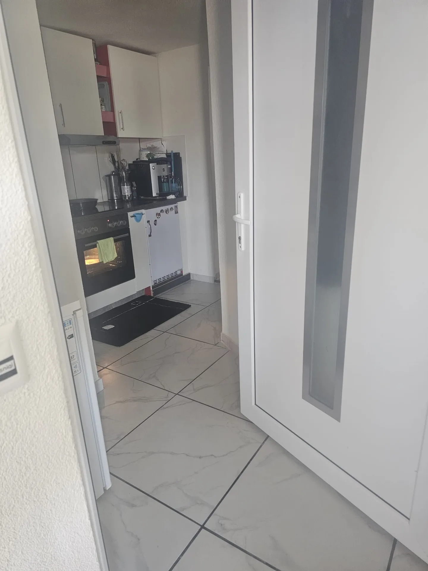 Kompakte Wohnung in Schaffhausen - Foto 3 von 10