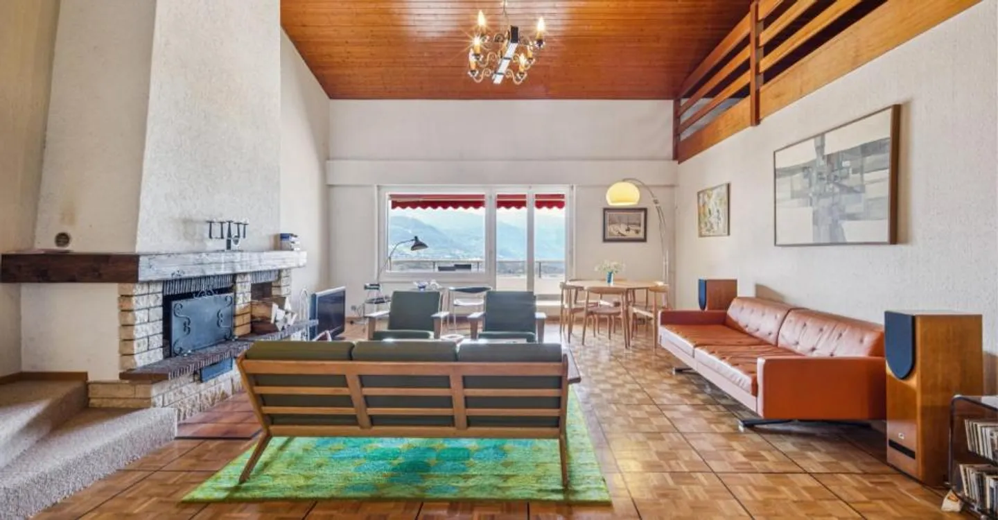 Spazioso appartamento con vista lago - Foto 4 di 13
