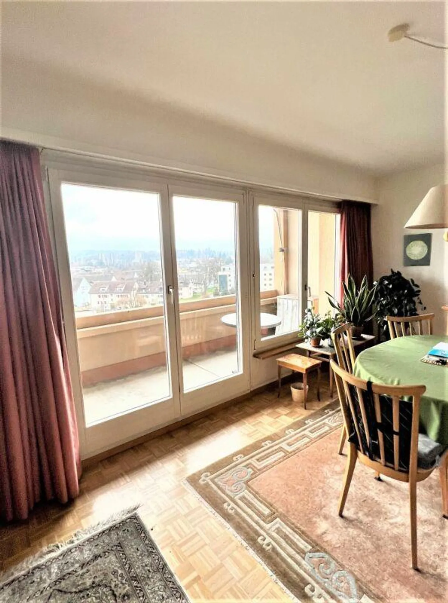 5 1/2-room apartment with interesting distant view - Photo 14 of 17