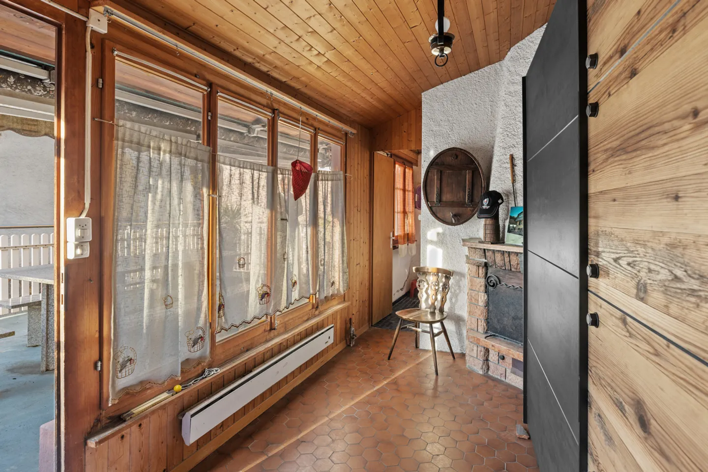 Bella Casa di Villaggio Attaccata nel Centro di Eclépens - Foto 10 di 18