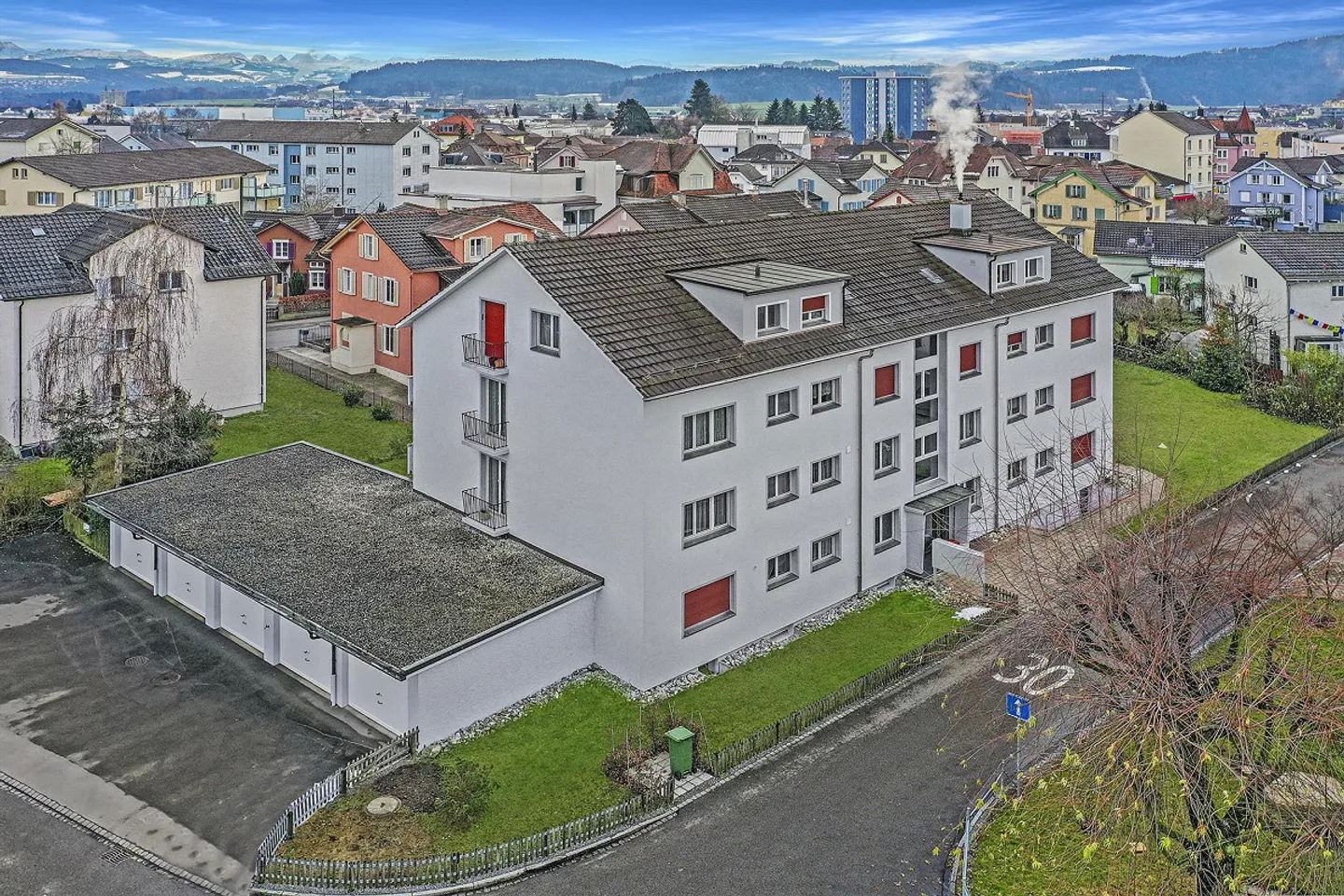 morderne Wohnung- 1 Minute vom Bahnhof entfernt - Foto 1 von 8