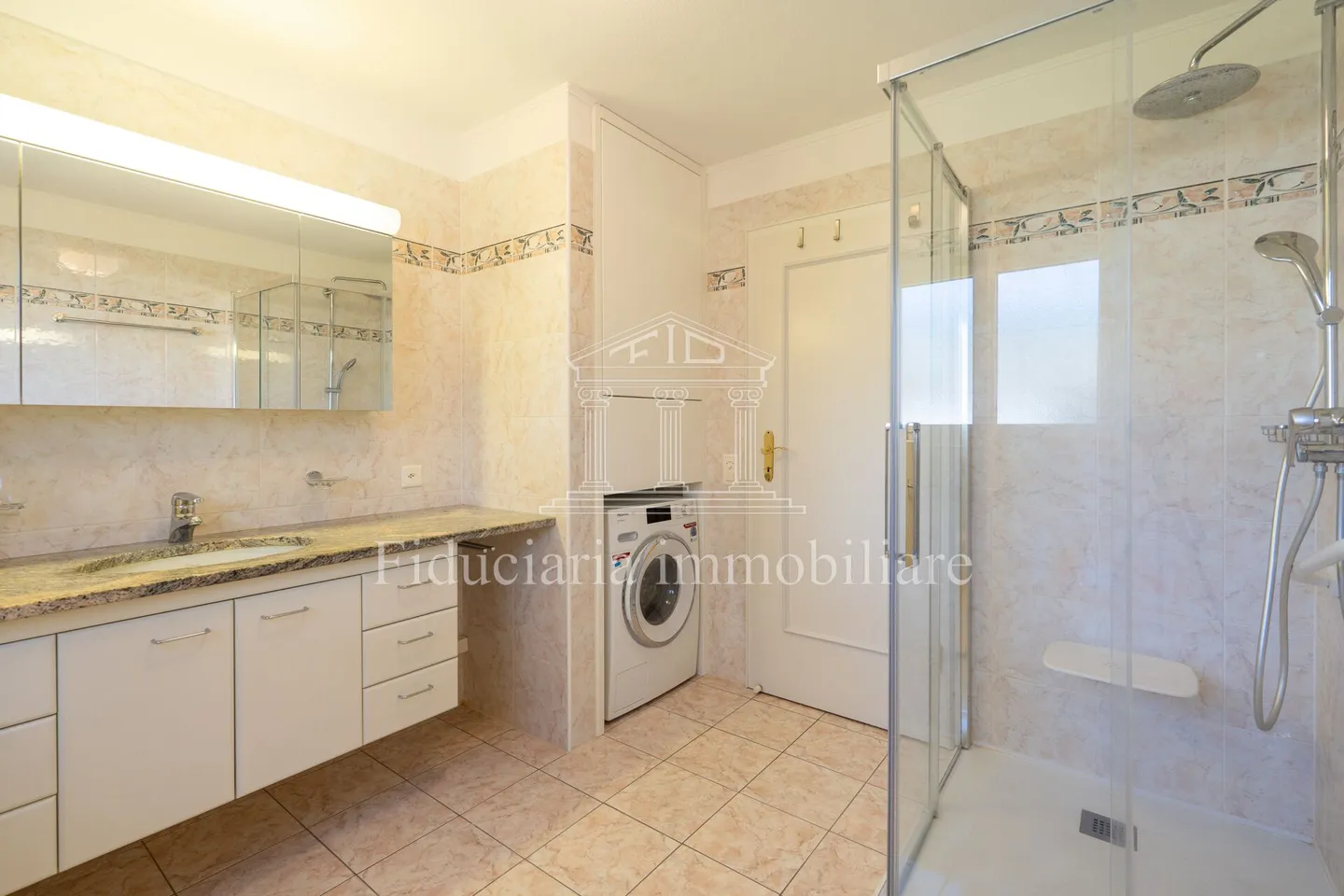 ASCONA – Zona residenziale esclusiva tra lago, centro e idillio - Foto 11 di 13
