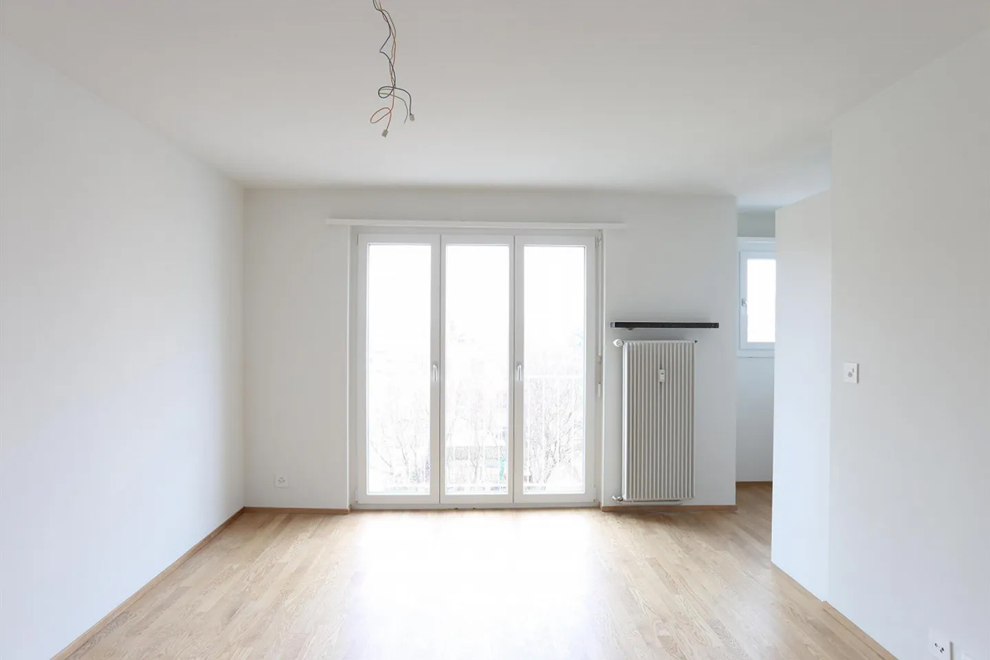 Modern 1-room apartment near SBB train station - Photo 1 of 5