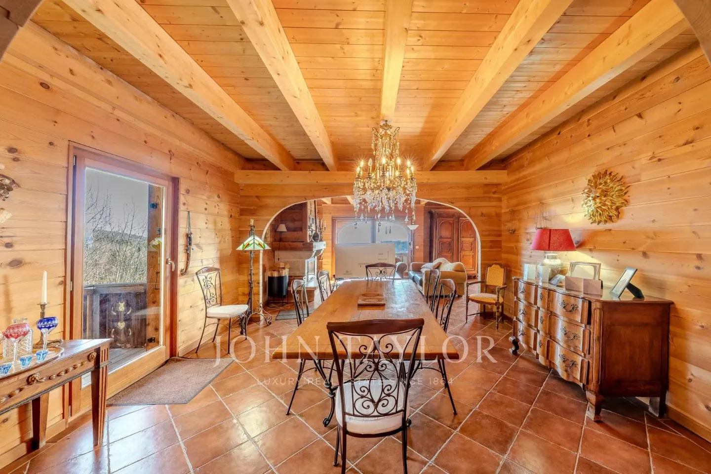 Villa di eccezionale fascino con atmosfera alpina e vista mozzafiato - Foto 6 di 13