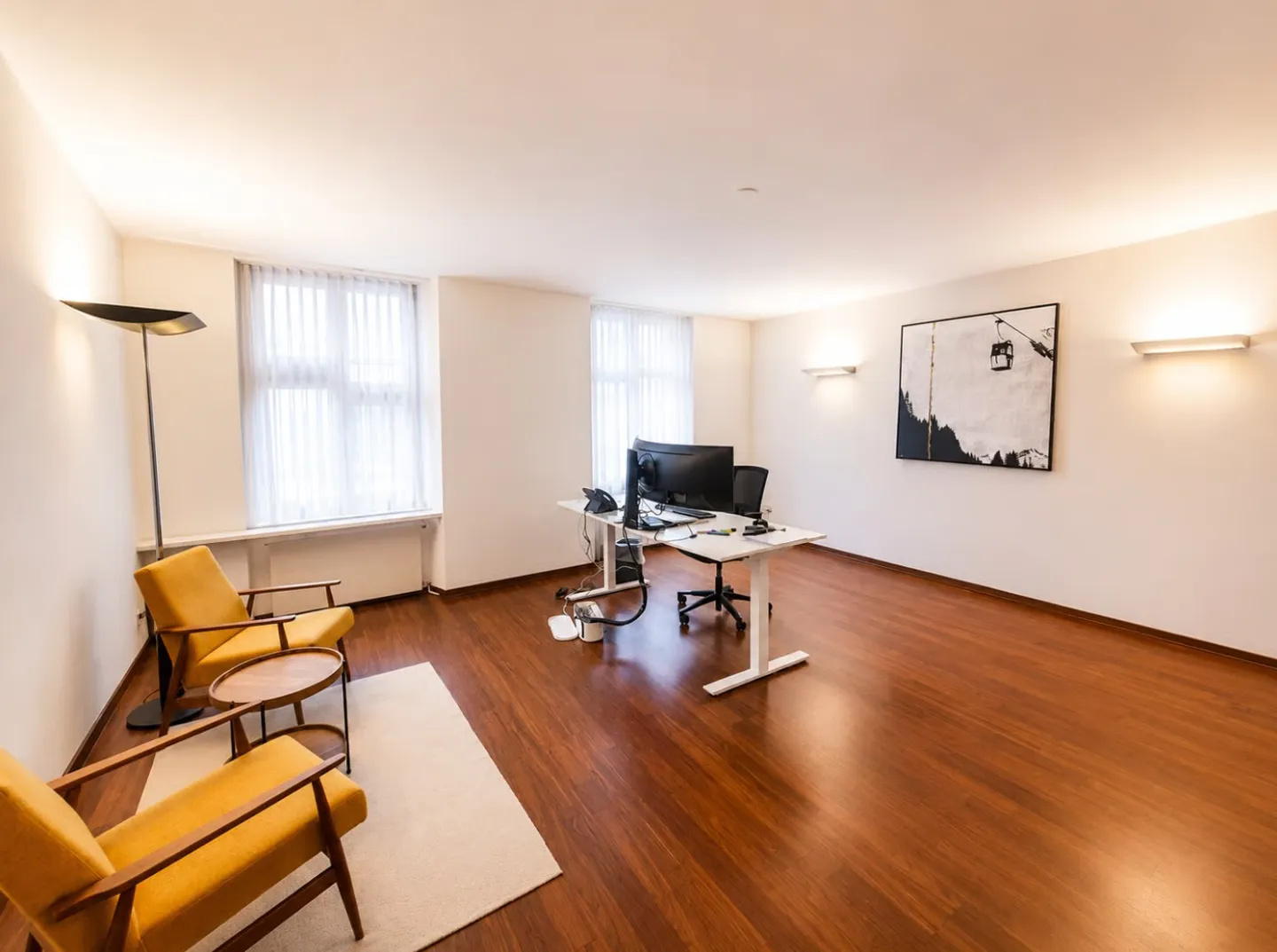 Bright Office Space in Prime Location - Photo 3 of 8