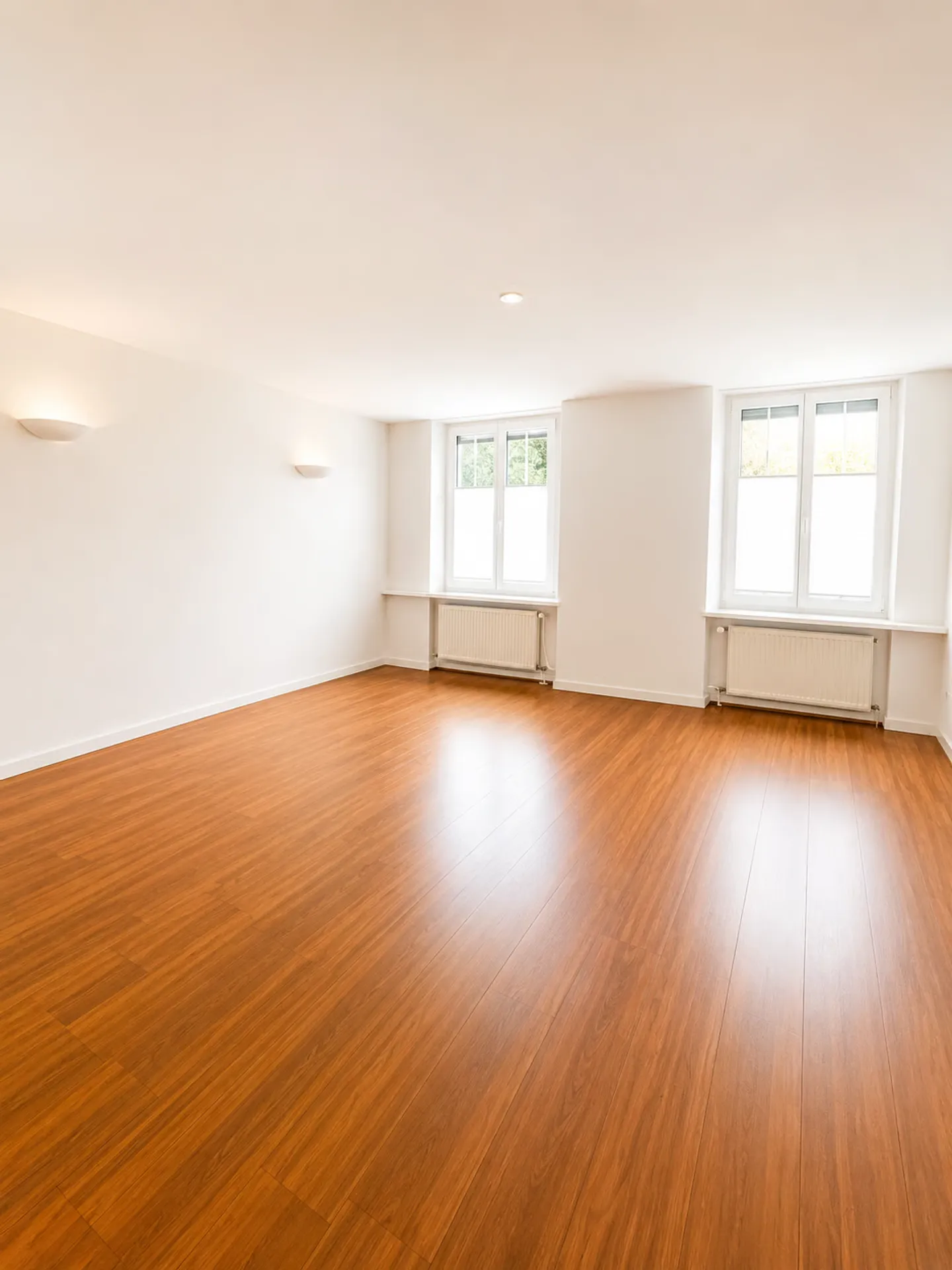 Bright Office Space in Prime Location - Photo 5 of 8