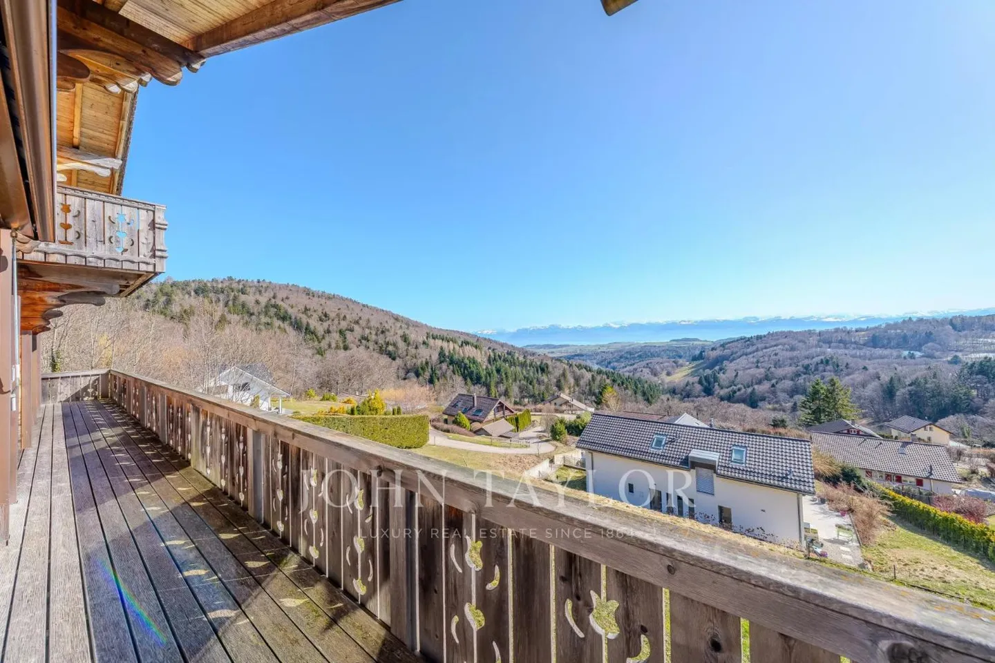 Villa di eccezionale fascino con atmosfera alpina e vista mozzafiato - Foto 10 di 13
