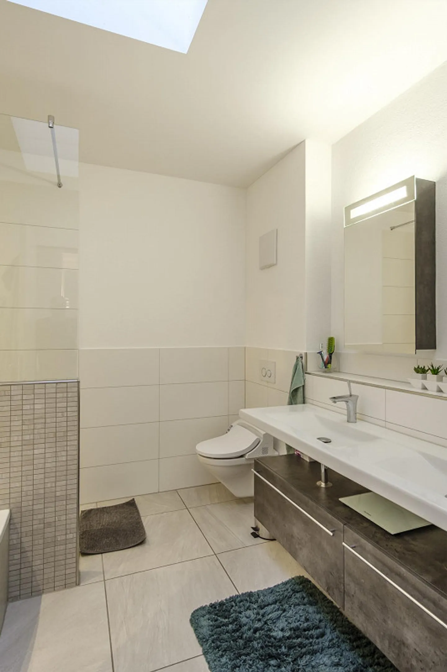 Esclusivo appartamento attico di 3,5 locali in standard di proprietà con Pilatus... - Foto 8 di 12