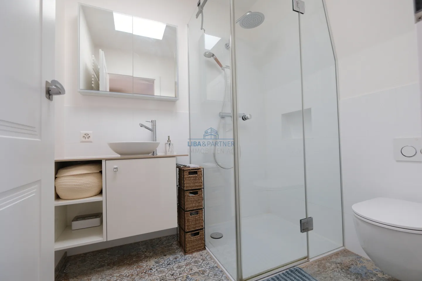 Stylish Old Building Duplex Penthouse with AC in the Popular Gellert Quarter - Photo 13 of 13