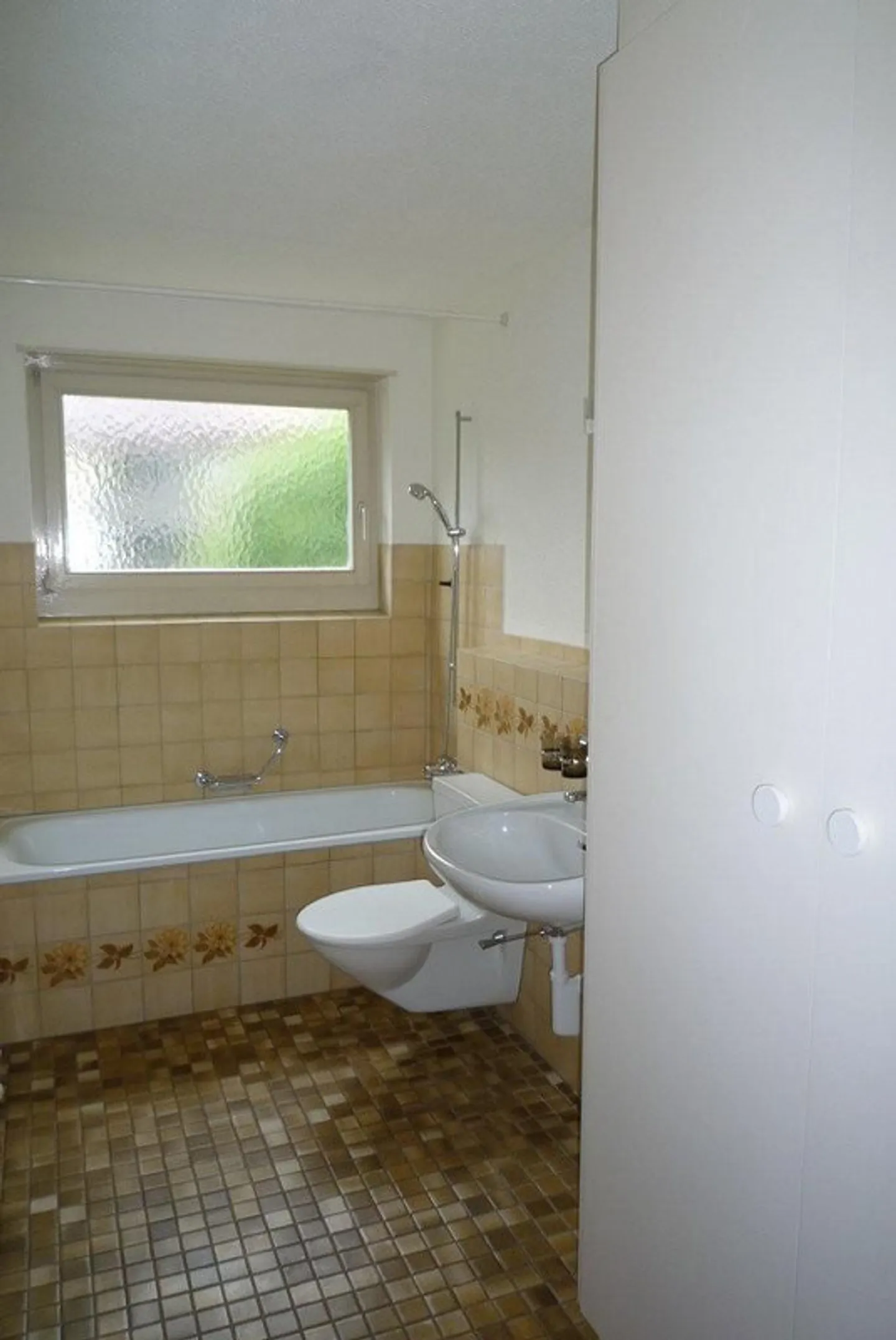 LOUER SANS CAUTION - Vie agréable dans un quartier familial - Photo 3 sur 10