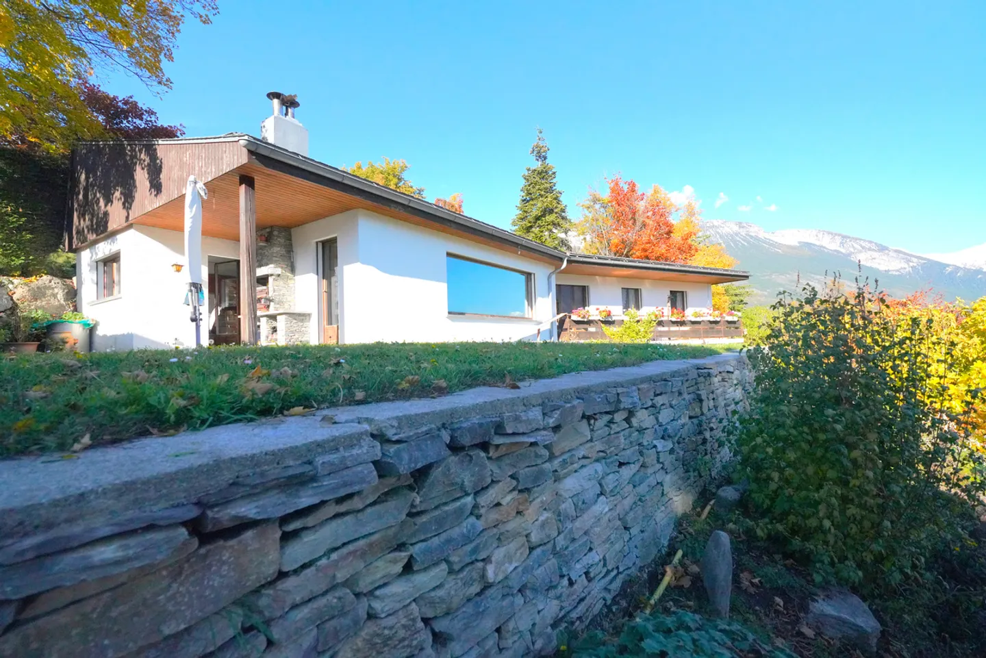 VILLA 6.5 STANZE CON APPARTAMENTO 2.5 STANZE VISTA IMPRENDIBILE / VENTHÔNE - Foto 4 di 24