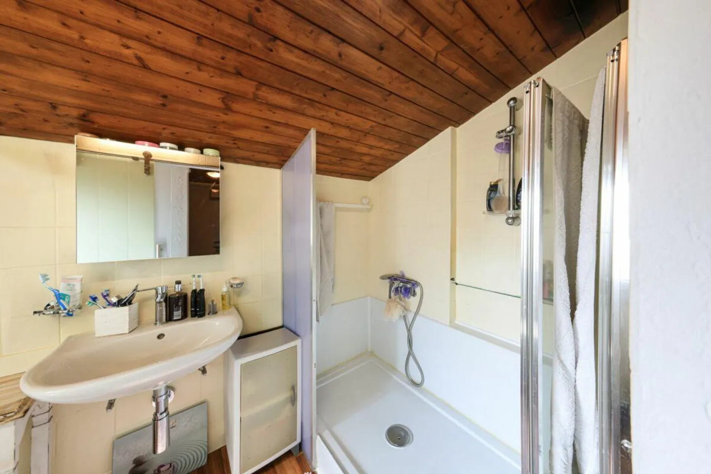 PIANEZZO - Maison bifamiliale suggestive dans le noyau - Photo 8 sur 23