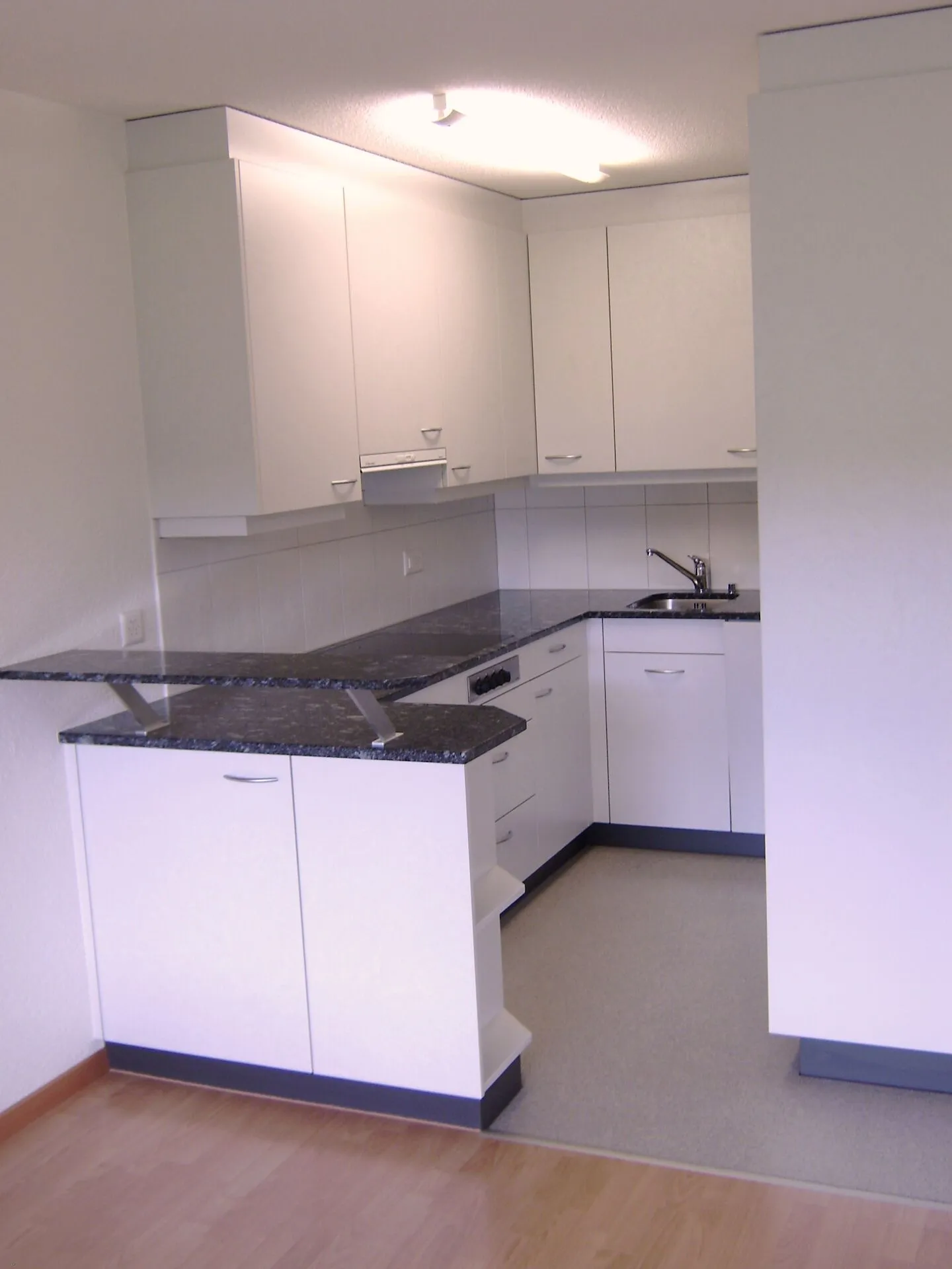 Appartement 3.5 pièces avec vue sur la verdure à Schönbühl à louer ! - Photo 2 sur 8