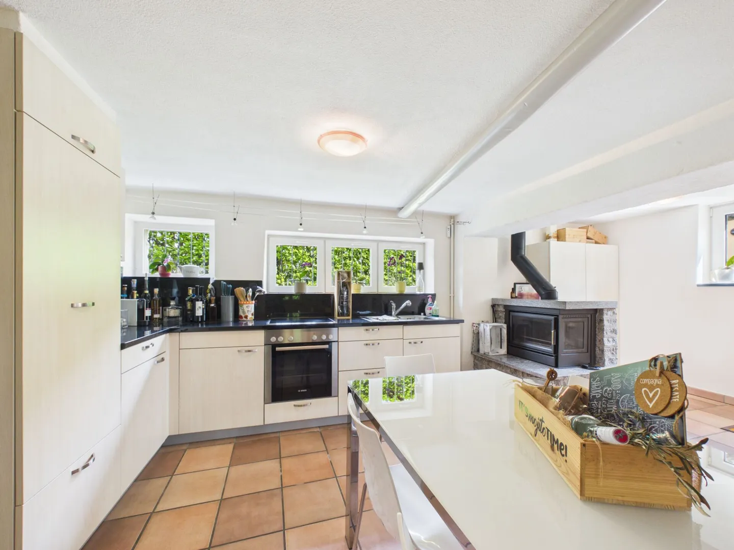 Elegante casa unifamiliare con piscina - Foto 19 di 22