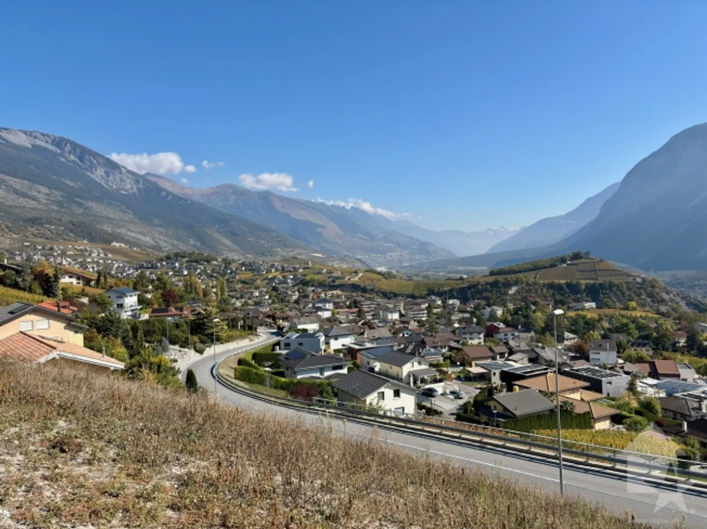 Propriété équipée avec vue panoramique - Photo 1 sur 7