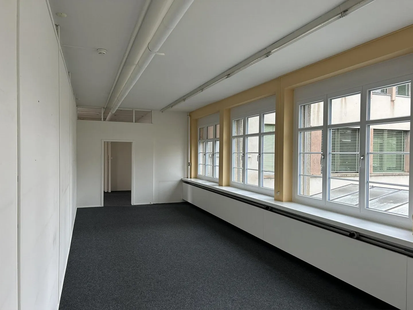 Zwei Büroräume mit Vorplatz und kleiner Teeküche - Foto 8 von 9