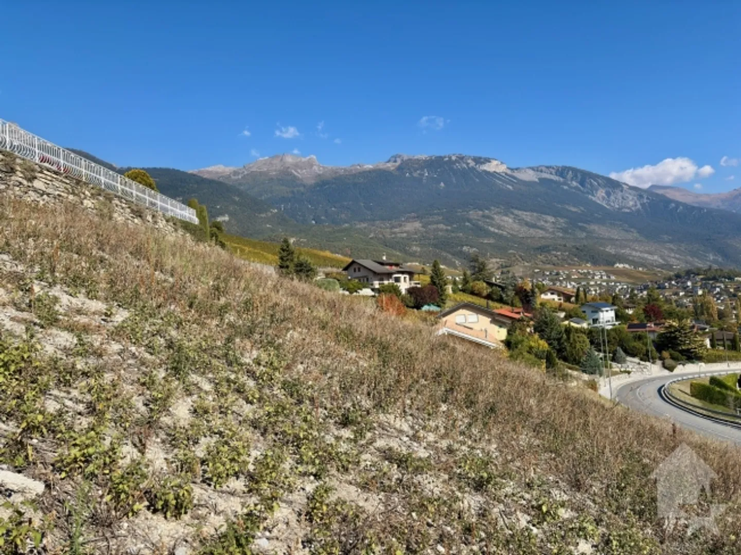 Propriété équipée avec vue panoramique - Photo 2 sur 7