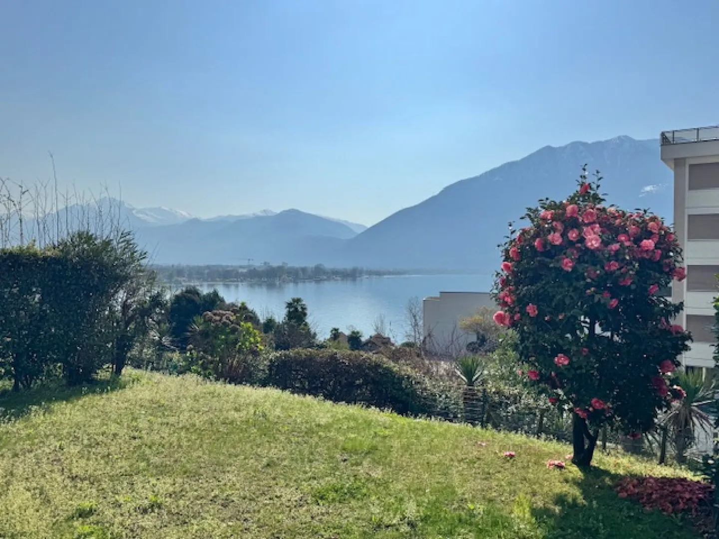 Appartamento Incantevole con Vista Lago - Foto 12 di 30