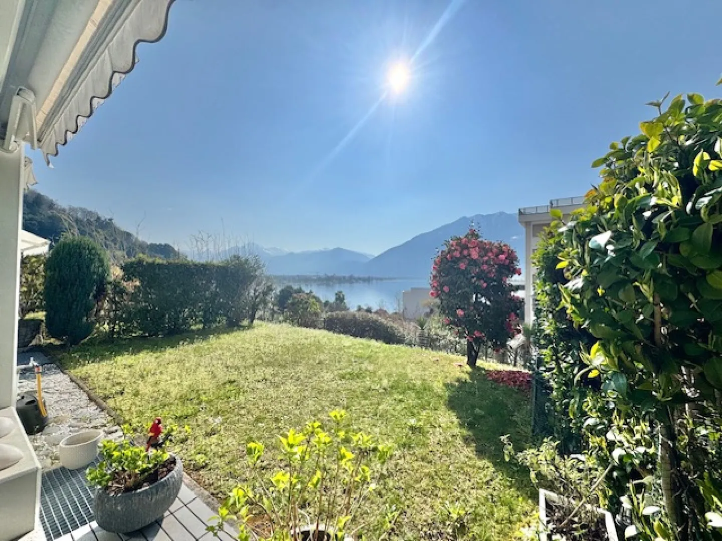 Appartamento Incantevole con Vista Lago - Foto 14 di 30