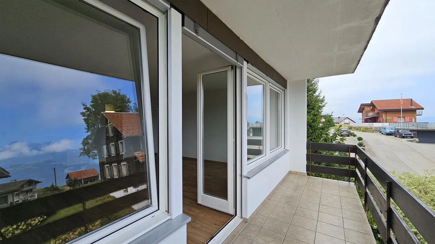 Appartement 1.5 pièces dans un emplacement central avec vue sur la verdure - Photo 6 sur 7