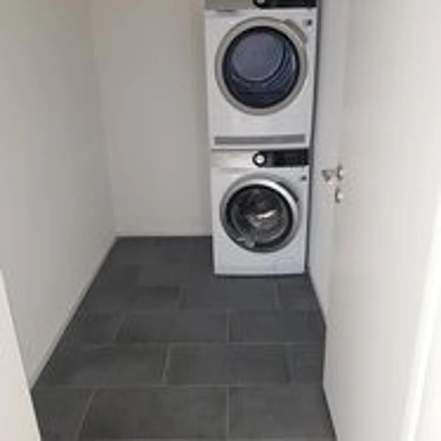 Bel appartement de 2.5 pièces à Aegerten cherche de nouveaux locataires! - Photo 6 sur 7